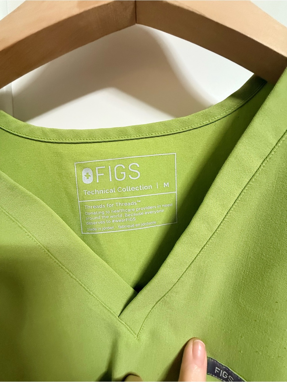 Figs woman’s Matcha Catarina Scrub Top - Picture 2 of 4